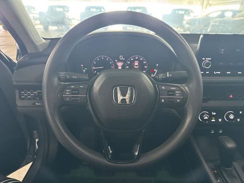 Used 2025 Honda Accord LX image 14