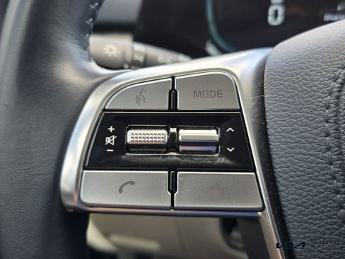 Certified 2024 Kia Telluride EX w/ EX Captain's Chair Package image 26