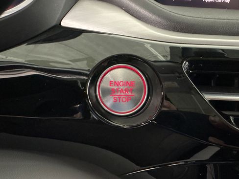 Used 2023 Acura MDX SH-AWD w/ Technology Package image 26