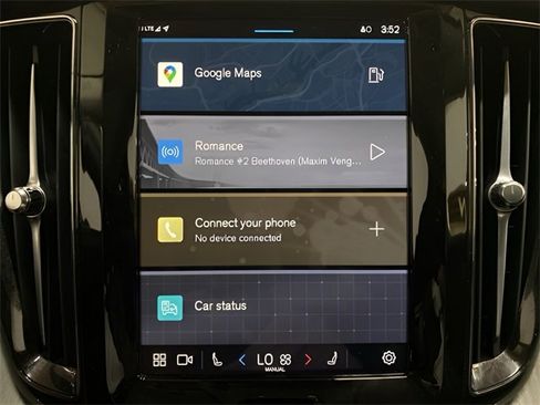 Used 2025 Volvo XC60 B5 Plus image 63