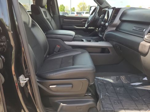 Used 2020 RAM 1500 Big Horn w/ Built-to-serve Edition AWD/4WD image 22