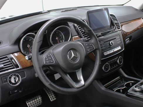 Used 2017 Mercedes-Benz GLE 400 4MATIC image 29