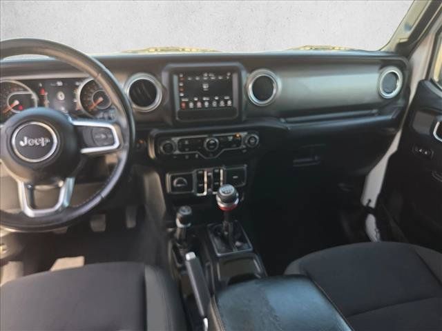 Used 2018 Jeep Wrangler Unlimited Sahara AWD/4WD image 18