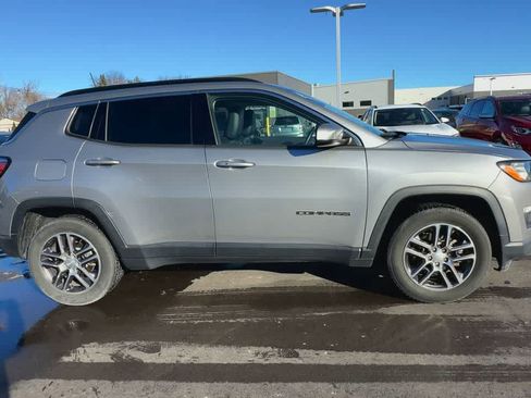 Used 2018 Jeep Compass Latitude w/ Popular Equipment Group image 9