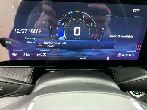 Used 2026 Chevrolet Equinox LT w/ Midnight Edition AWD/4WD image 11
