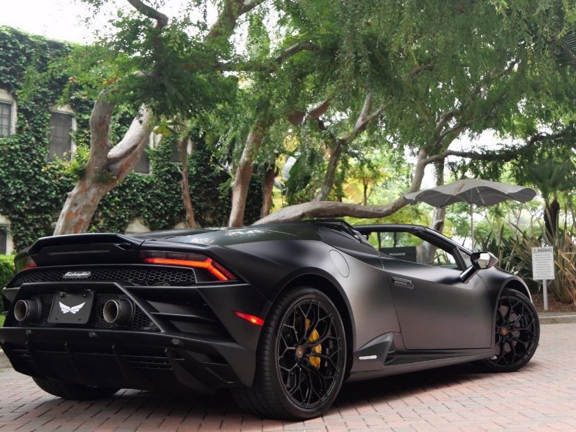 Used 2024 Lamborghini Huracan EVO AWD/4WD image 10