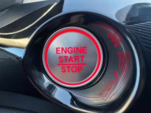 Used 2023 Acura MDX SH-AWD image 19