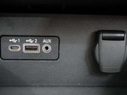 Used 2025 Nissan Altima 2.5 SV FWD image 20