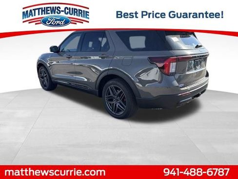 New 2026 Ford Explorer ST-Line image 6