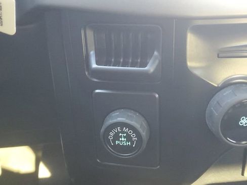 Used 2024 Ford F150 XL image 34