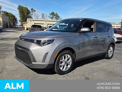 Used 2025 Kia Soul LX w/ LX Technology Package