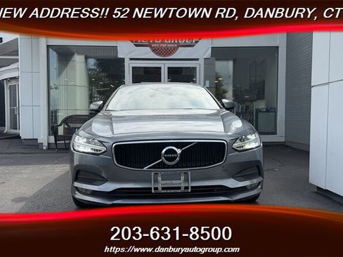 Used 2018 Volvo S90 T5 Momentum w/ Protection Package AWD/4WD image 8