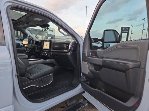 Used 2024 Ford F250 Lariat w/ Lariat Ultimate Package image 15