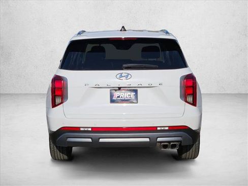 Used 2025 Hyundai Palisade SEL FWD image 6