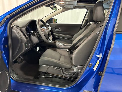 Used 2022 Honda HR-V EX image 4