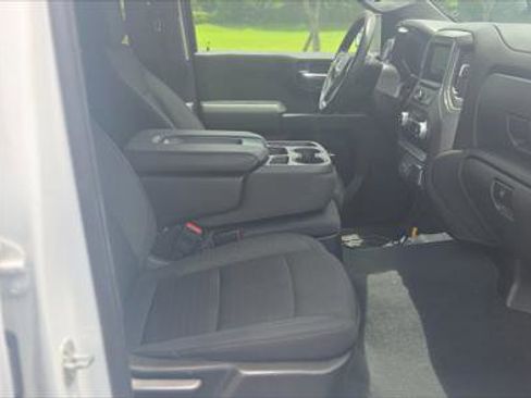 Used 2023 GMC Sierra 1500 Pro w/ Convenience Package RWD image 17