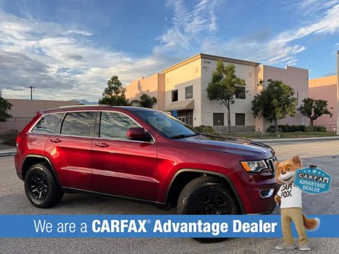 Used 2020 Jeep Grand Cherokee Laredo RWD image 4
