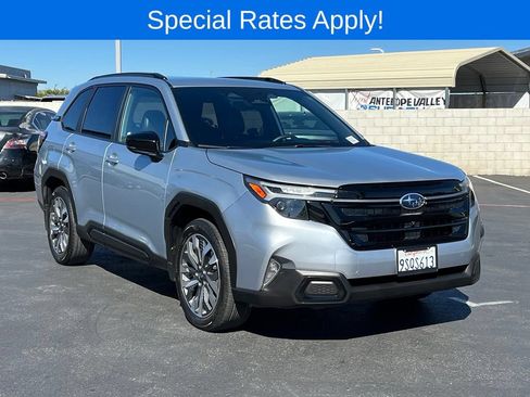 Certified 2025 Subaru Forester Touring AWD/4WD image 7