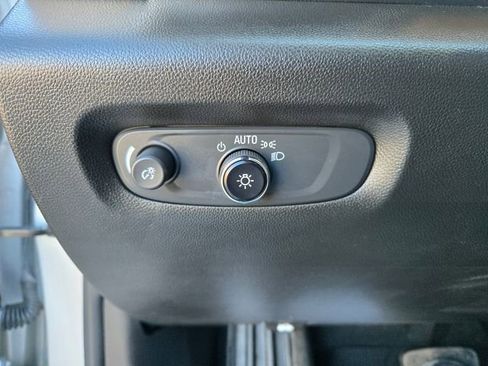 Used 2022 Chevrolet Traverse Premier w/ LPO, Floor Liner Package FWD image 22