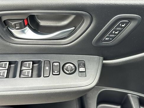Used 2023 Honda Pilot EX-L image 14