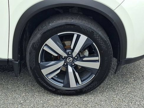 Used 2021 Nissan Rogue SL w/ Premium Package AWD/4WD image 8