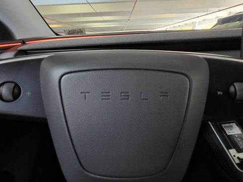 Used 2026 Tesla Model Y Long Range AWD/4WD image 39