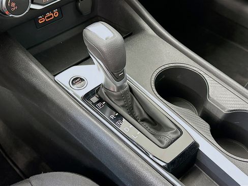 Used 2025 Nissan Altima 2.5 SV image 24