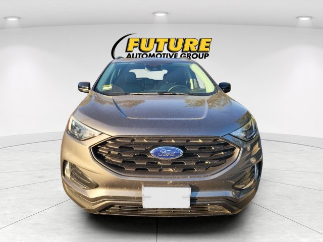 Used 2023 Ford Edge SEL w/ Sport Appearance Package AWD/4WD image 2