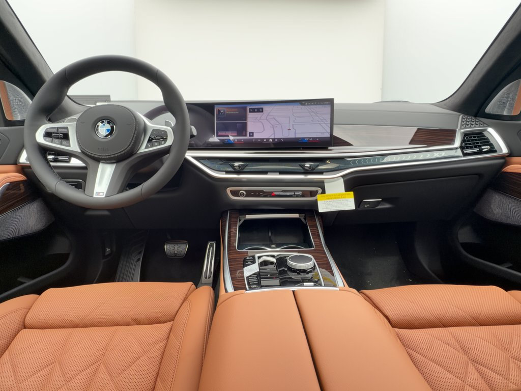 Used 2027 BMW X7 xDrive40i w/ M Sport Package AWD/4WD image 17
