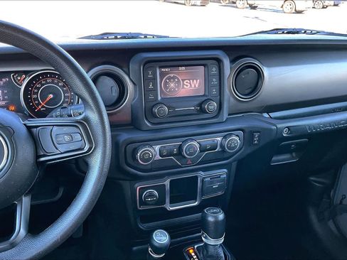 Used 2020 Jeep Wrangler Unlimited Sport image 7