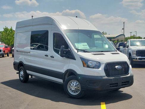 New 2024 Ford Transit 250 148 High Roof w/ Interior Upgrade Package image 32