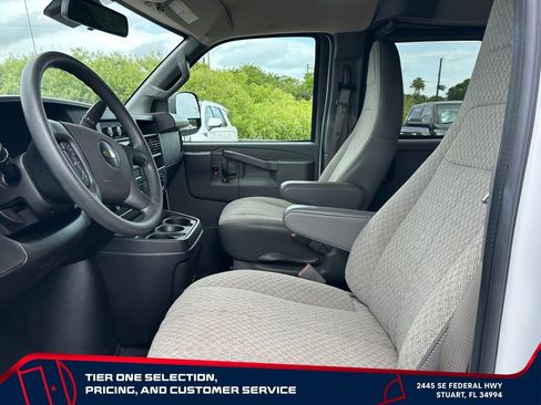 Used 2024 Chevrolet Express 3500 LT w/ LT Preferred Equipment Group RWD image 11