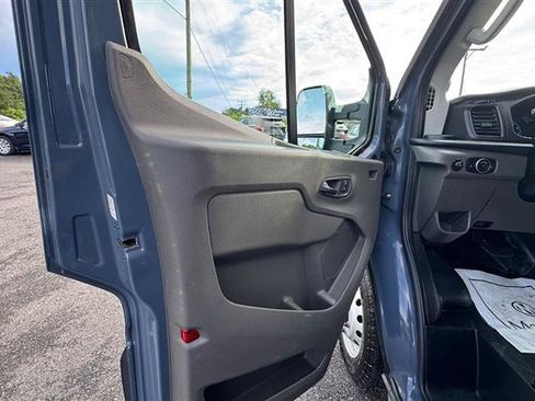 Used 2021 Ford Transit 350 DRW RWD image 35