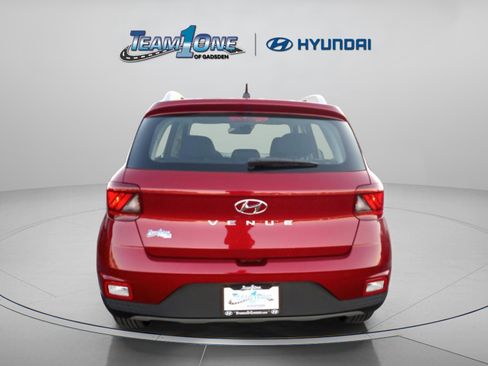New 2026 Hyundai Venue SEL image 7