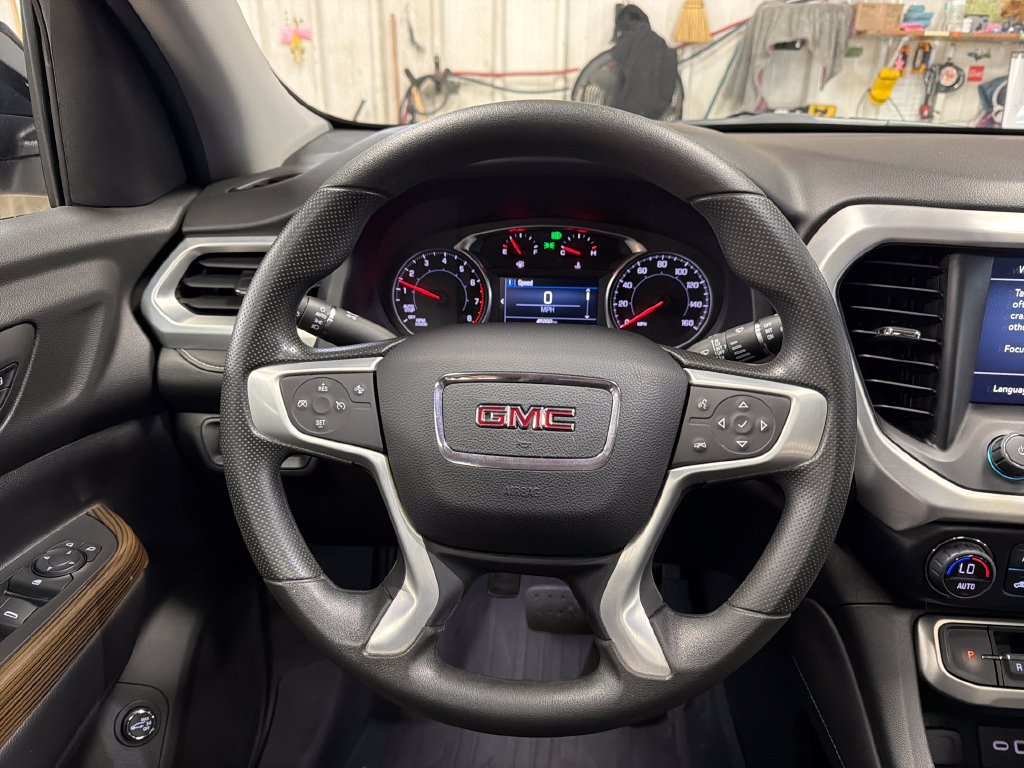 Used 2023 GMC Acadia SLE w/ Driver Convenience Package AWD/4WD image 22