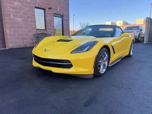 Used 2017 Chevrolet Corvette Stingray Convertible w/ 3LT Preferred Equipment Group image 4
