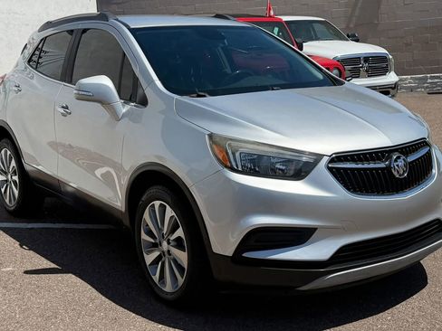 Used 2018 Buick Encore Preferred image 3
