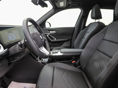 Used 2025 BMW X1 xDrive28i w/ Convenience Package image 11