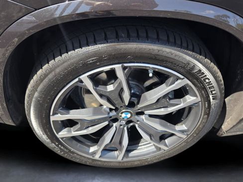 Used 2024 BMW X3 sDrive30i w/ M Sport Package RWD image 9