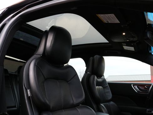 Used 2020 Lincoln Continental Reserve image 64