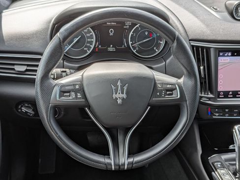 Used 2022 Maserati Levante GT AWD/4WD image 31