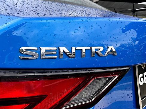 Used 2025 Nissan Sentra SV image 10