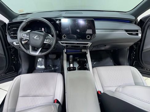 Used 2025 Lexus RX 350h AWD/4WD image 17