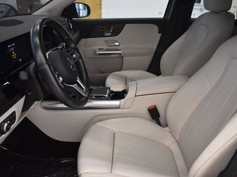 Used 2021 Mercedes-Benz GLA 250 4MATIC image 22