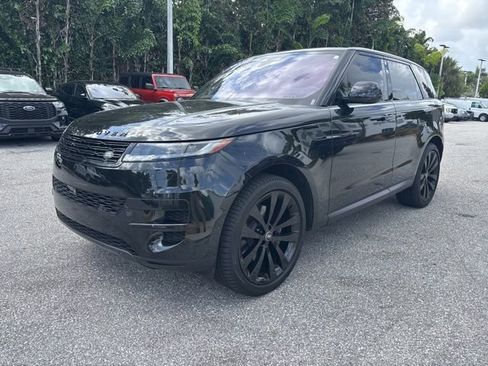 Used 2023 Land Rover Range Rover Sport SE image 5