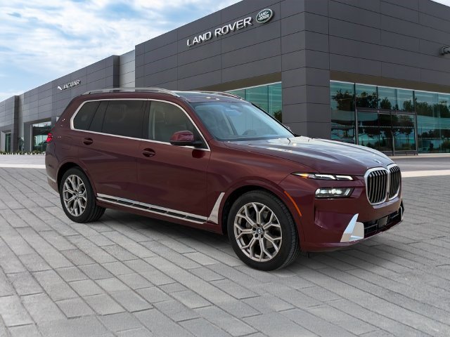 Used 2026 BMW X7 xDrive40i AWD/4WD image 7