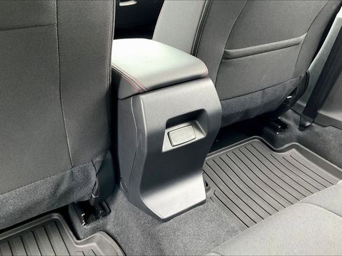 Used 2024 Subaru Impreza 2.0i Sport image 24