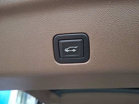 Used 2023 GMC Yukon Denali w/ LPO, Floor Liner Package image 31