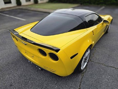 Used 2006 Chevrolet Corvette Z06 w/ Preferred Equipment Group RWD image 14