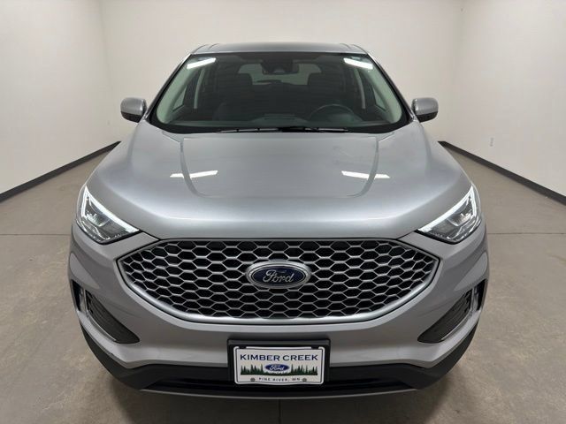 Used 2024 Ford Edge SEL w/ Convenience Package AWD/4WD image 2